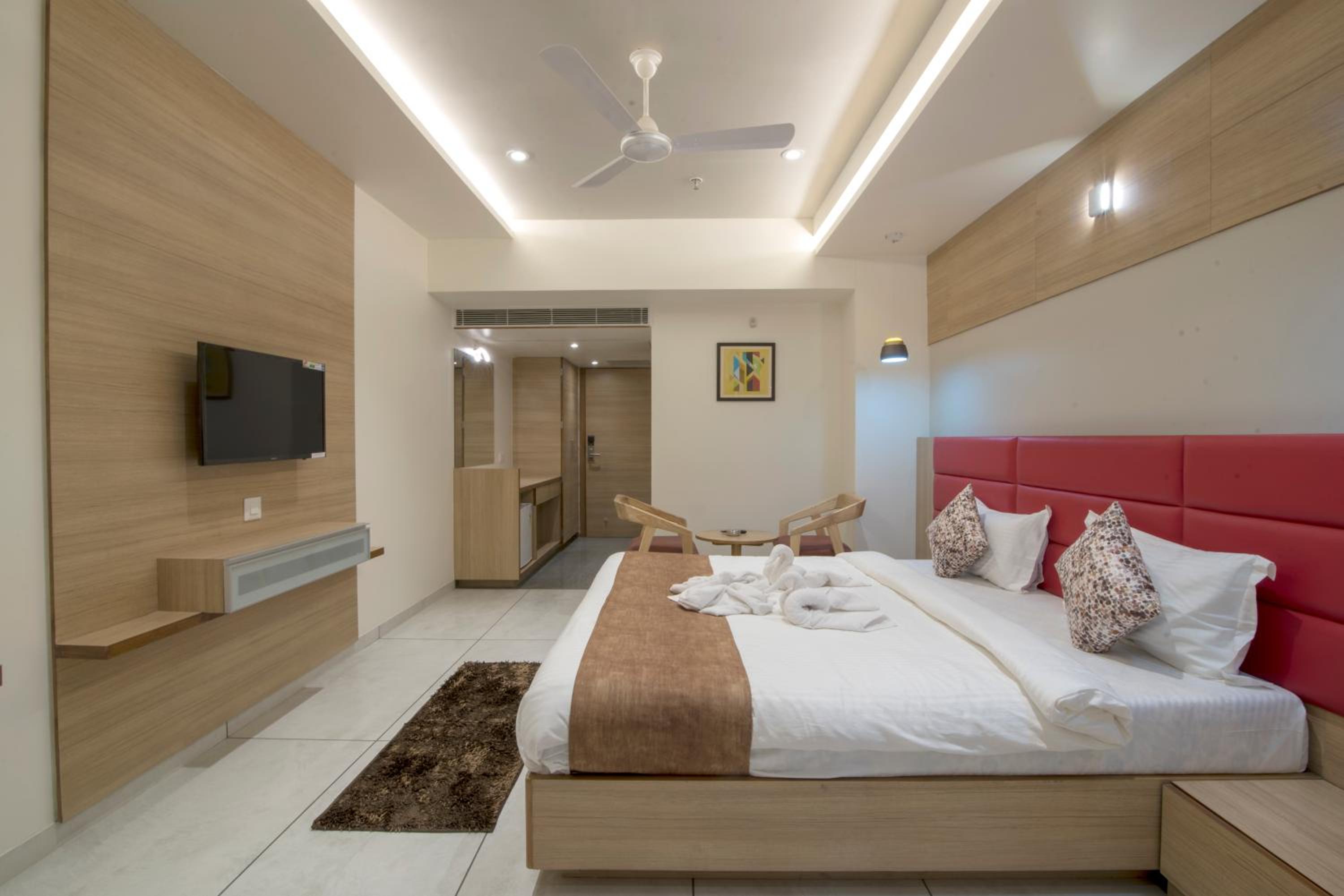 Deluxe Twin Room - Photo 2