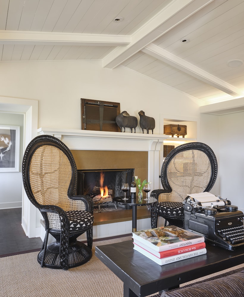Suite (Robert Louis Stevenson) photo 1