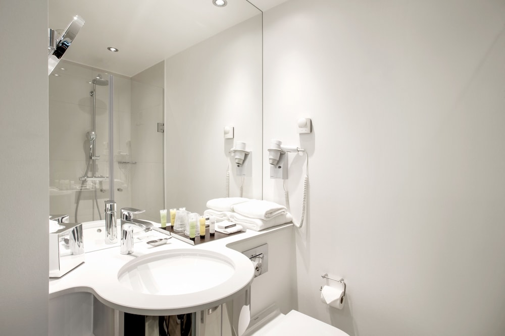 Standard single room - Photo 9