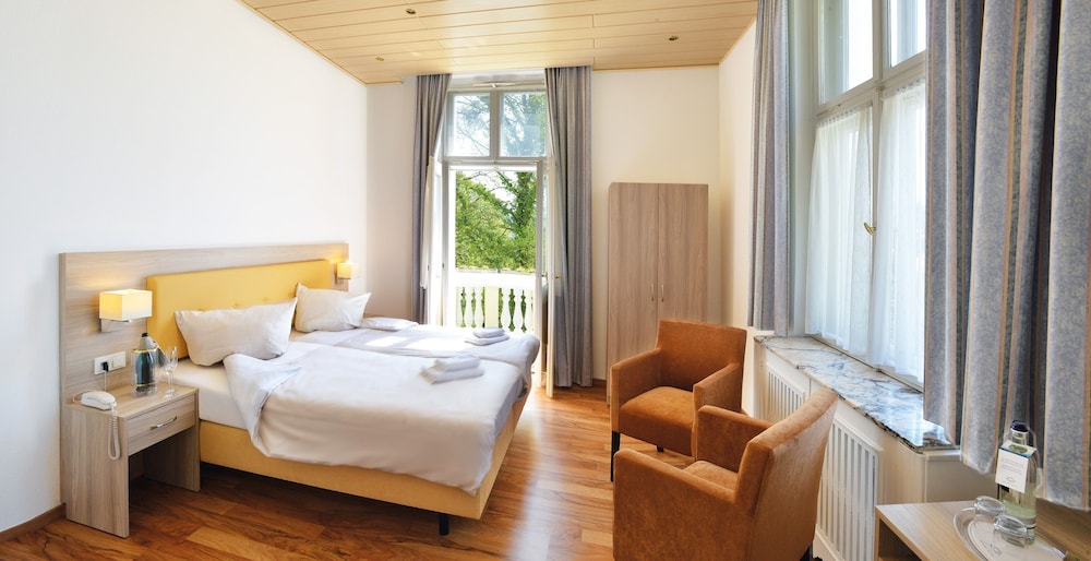 Comfort Double Room (disability access) photo 1