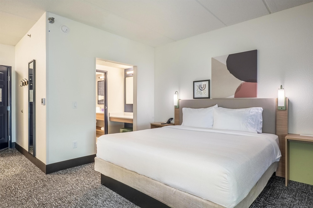 Room, 1 Queen Bed, Accessible, Bathtub (Mobility) photo 3
