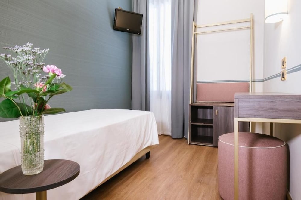 Classic Single Room photo 2