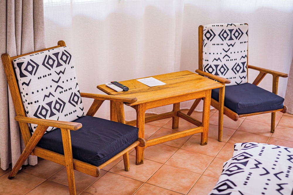 Standard Bungalow - Photo 2