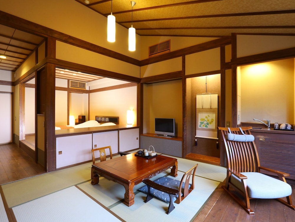 Japanese Western Style Room (YAWATANO) - Photo 2