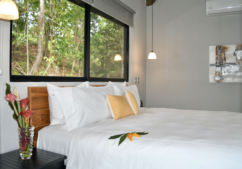 Villa de Lujo, 2 Habitaciones, Jacuzzi, Vista al Océano