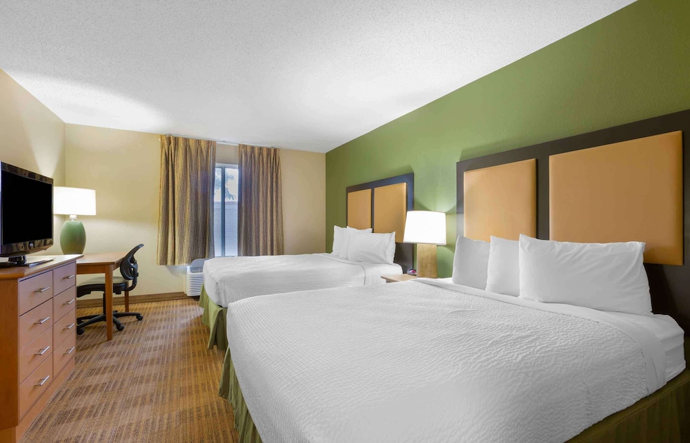 Deluxe Studio, Multiple Beds, Non Smoking