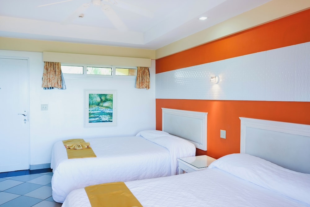 Ocean Front Accessible 2 Queen Terrace photo 2