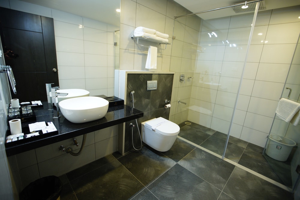 Executive Suite photo 2
