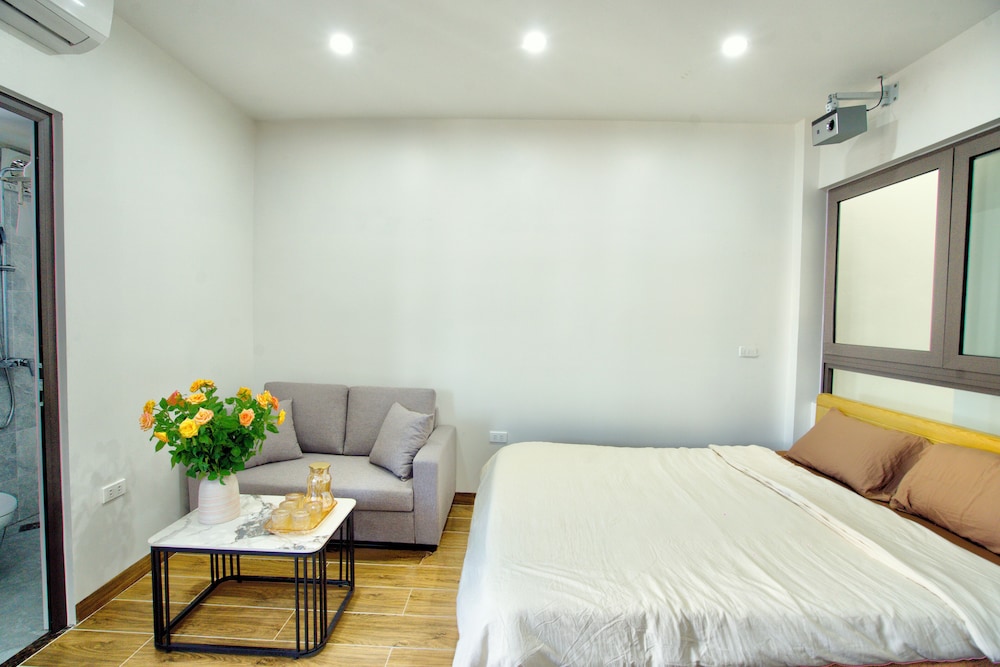 Luxury Studio Suite, City View
