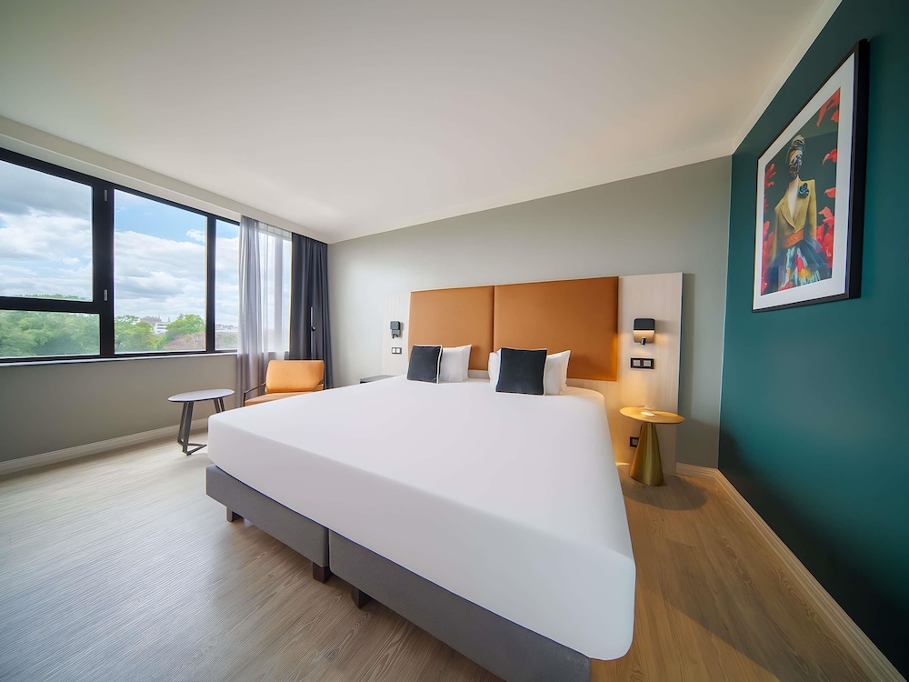 Deluxe Room, 1 Double Bed, Park View
