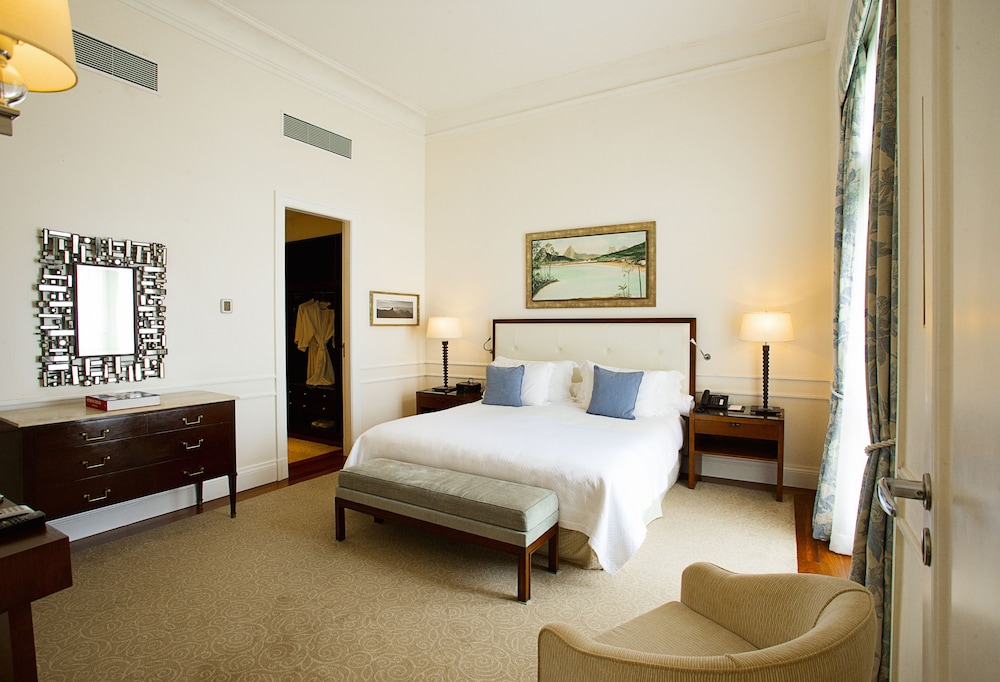 Deluxe Room, City View