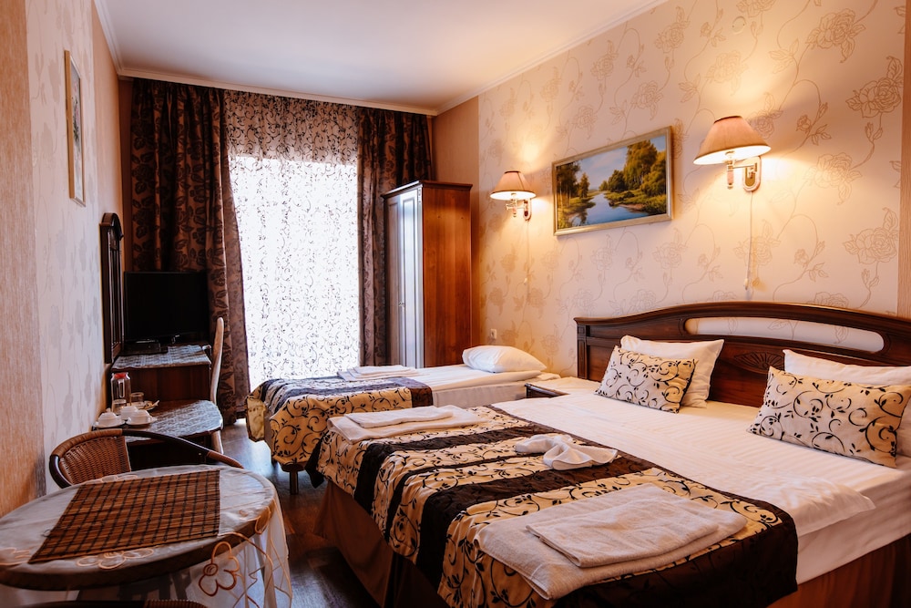 Superior Triple Room, Balcony