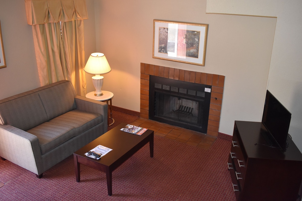 Suite, Multiple Beds, Non Smoking (Two-Bedroom) - Photo 21
