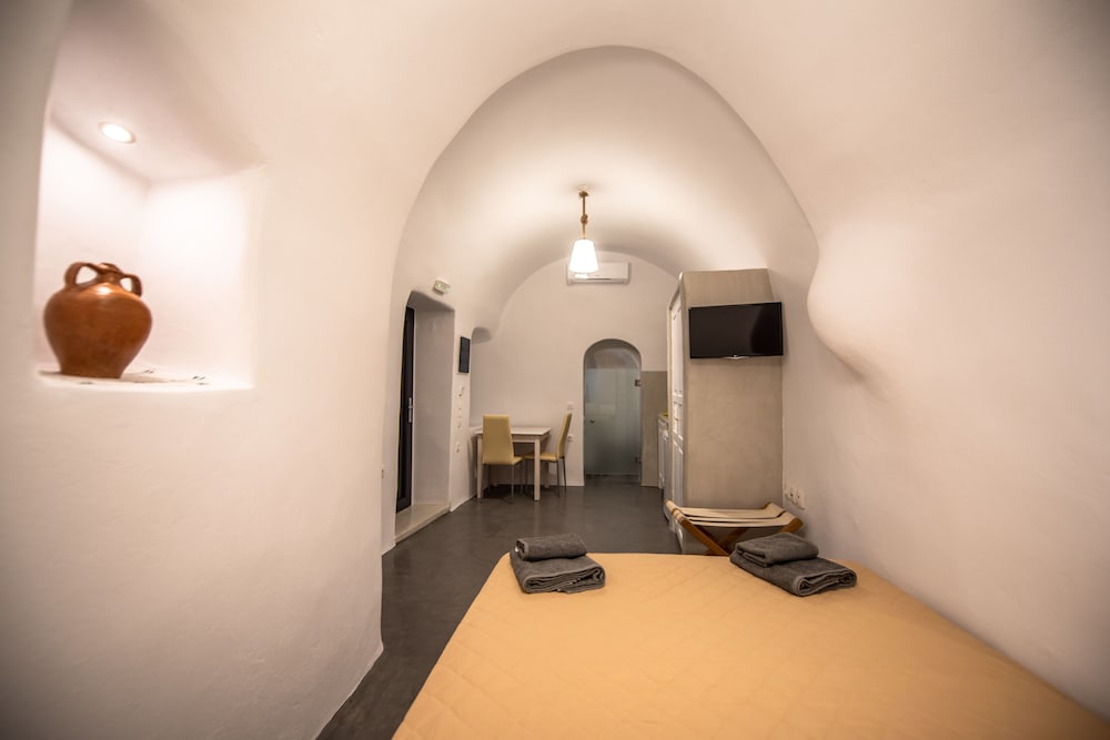 Superior Studio - Photo 11