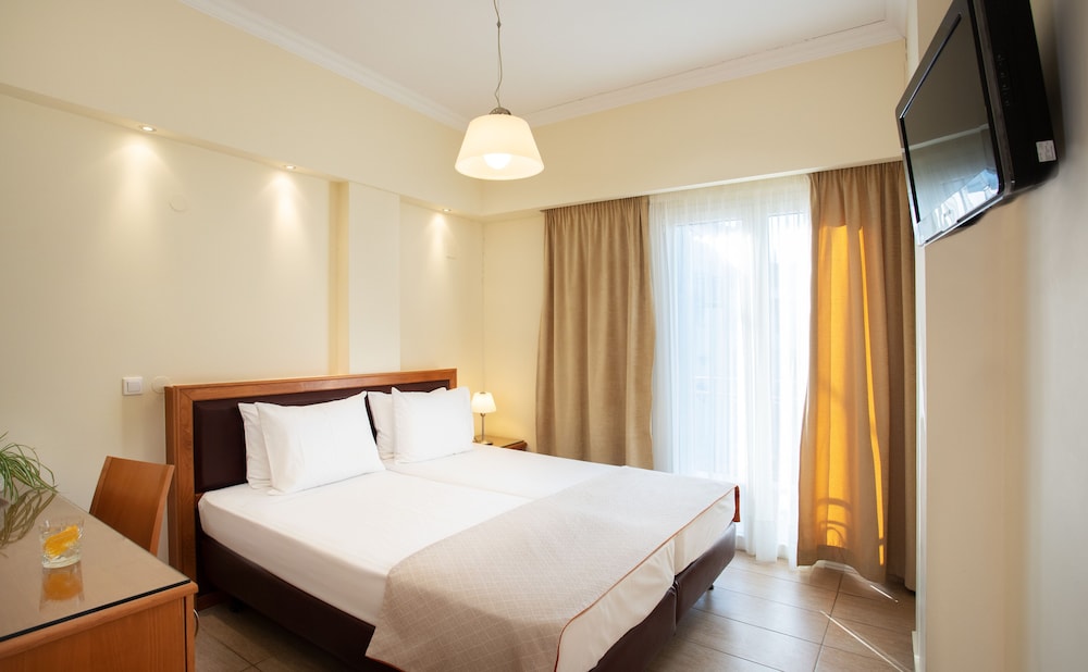 Economy Twin Room photo 1