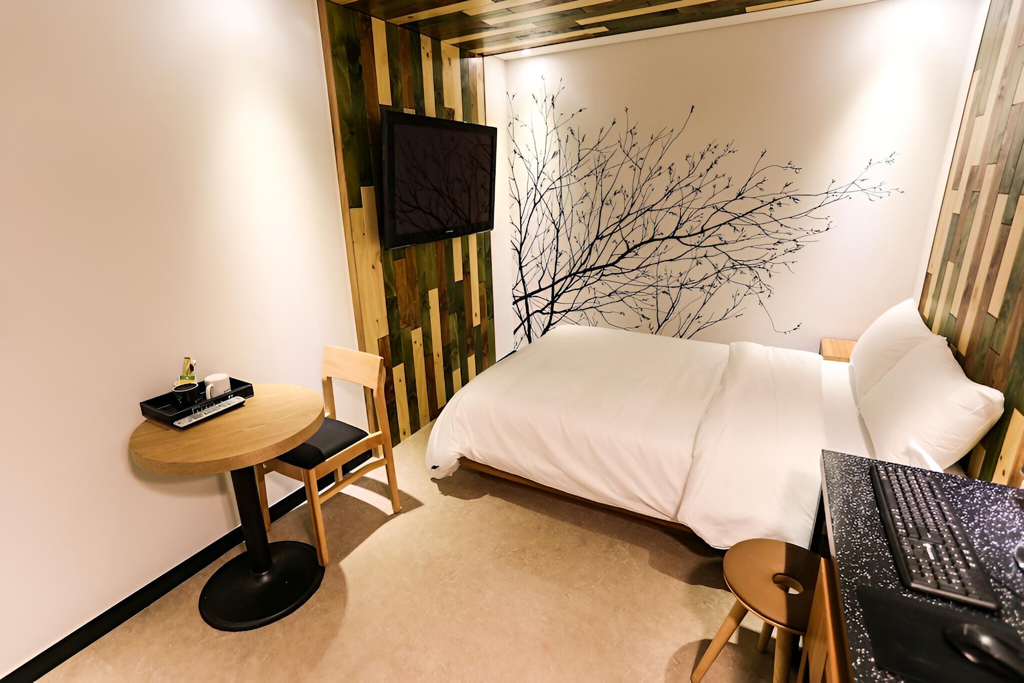 Room (Mini(Saturday and Sunday consecutive ) photo 1