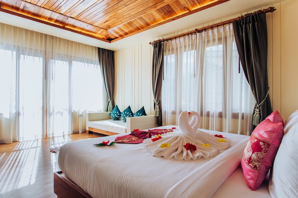 Sea View Jacuzzi Deluxe photo 3