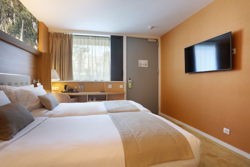 Superior Twin Room photo 2