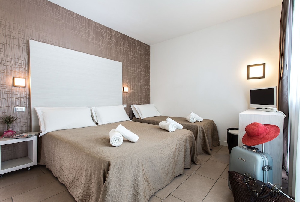 Triple Room photo 3