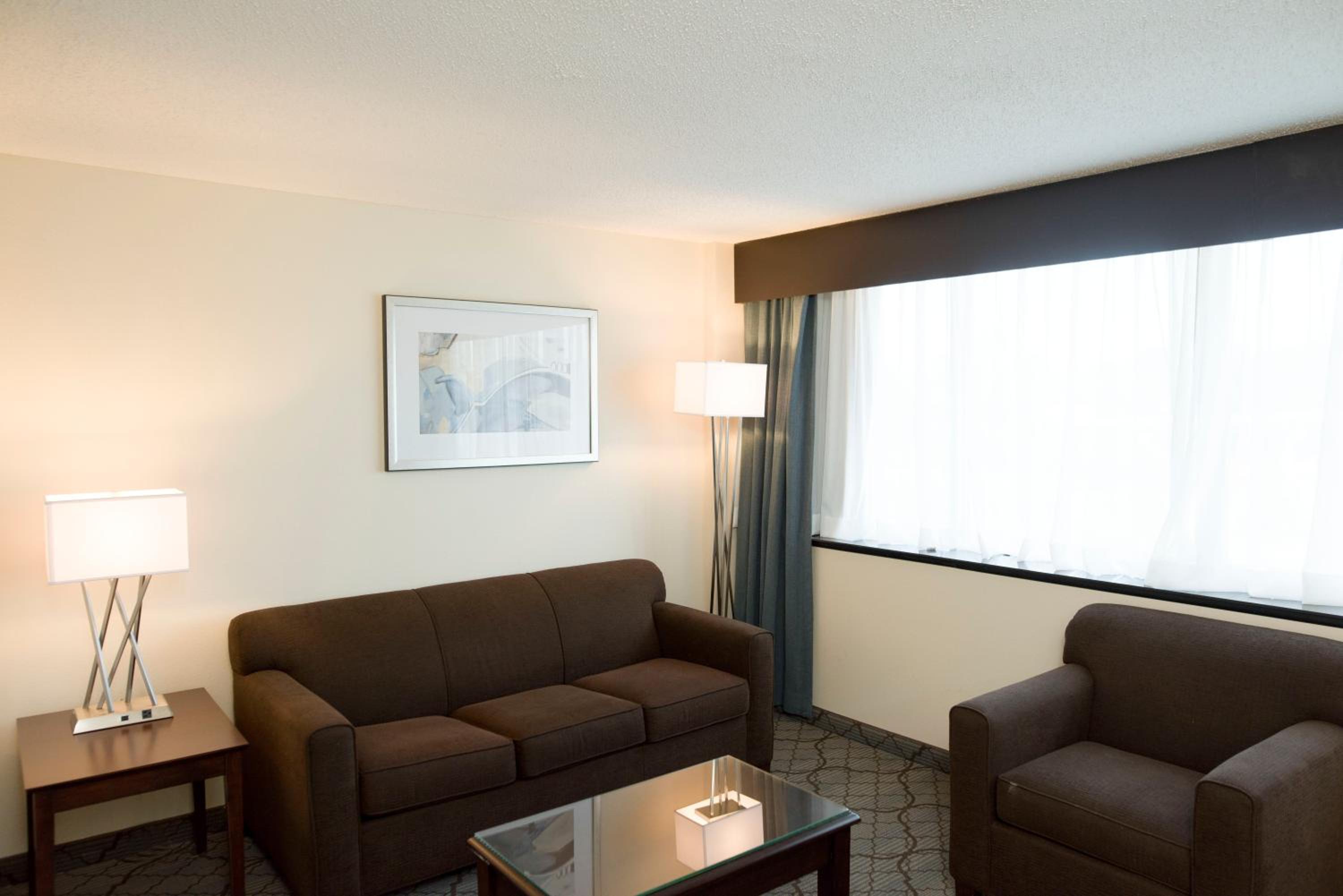 One-Bedroom King Suite - Non-Smoking - Photo 1