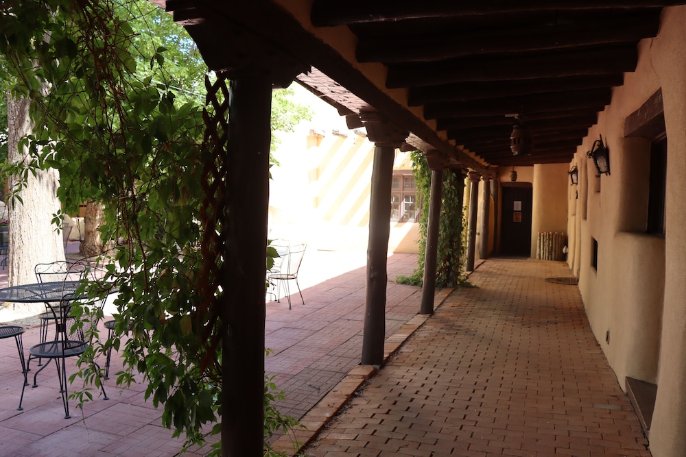 Superior Room, 2 Queen Beds (Historic Sagebrush Room Two Beds) - Photo 4