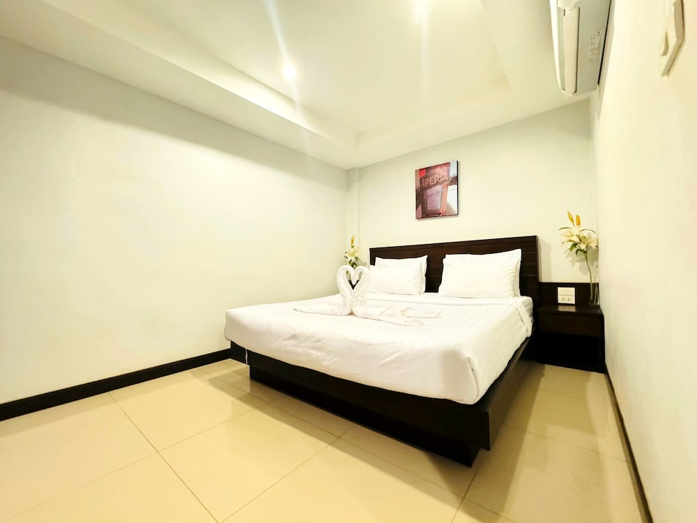 Basic Double Room - Photo 9