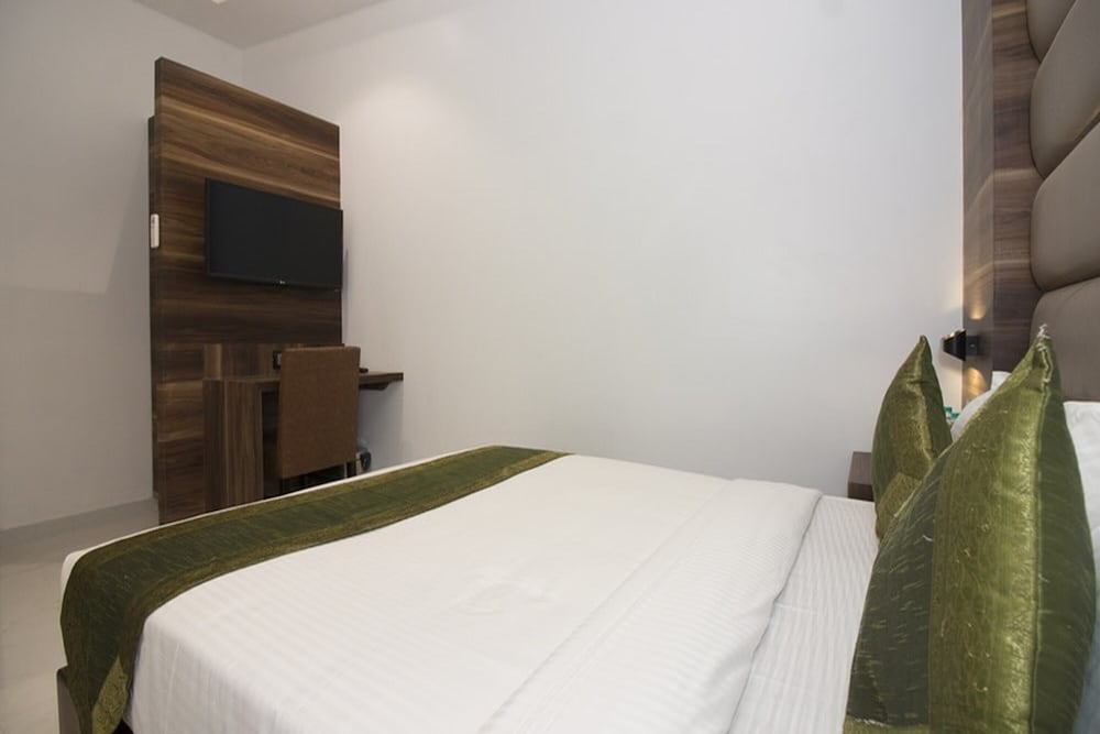 Super Deluxe Room - Photo 1