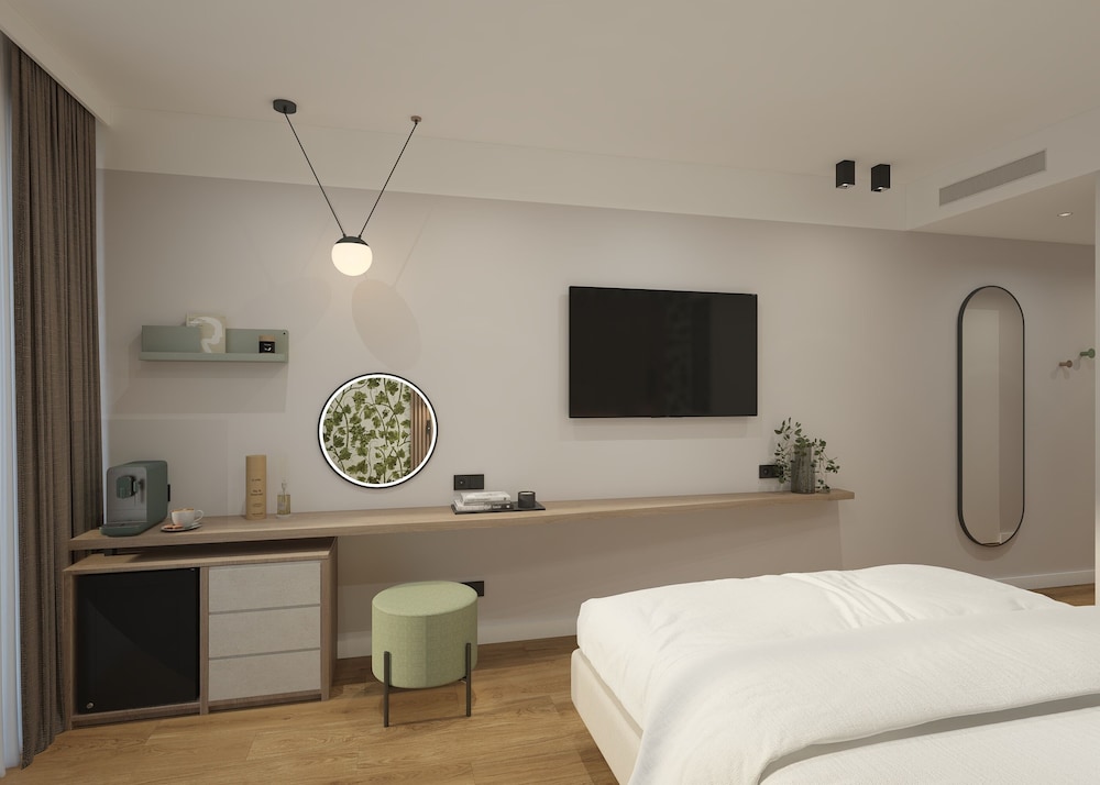 Deluxe Double Room, Lake View photo 2