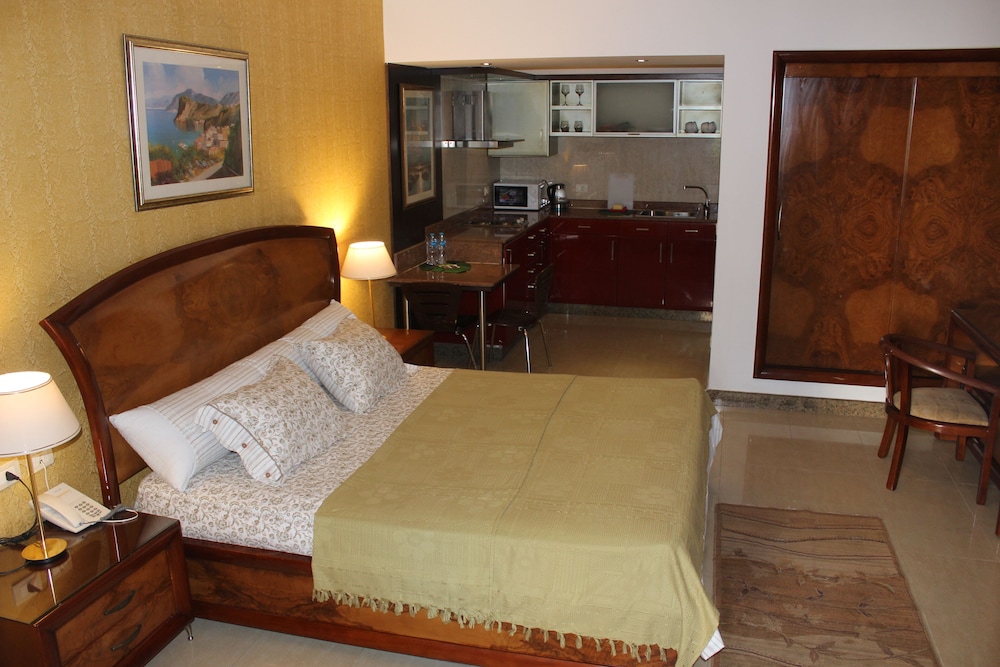 Luxury Studio Suite