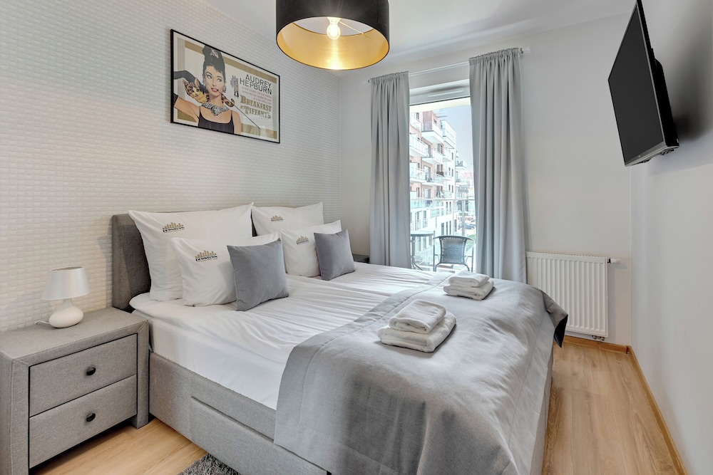City Apartment - Photo 15