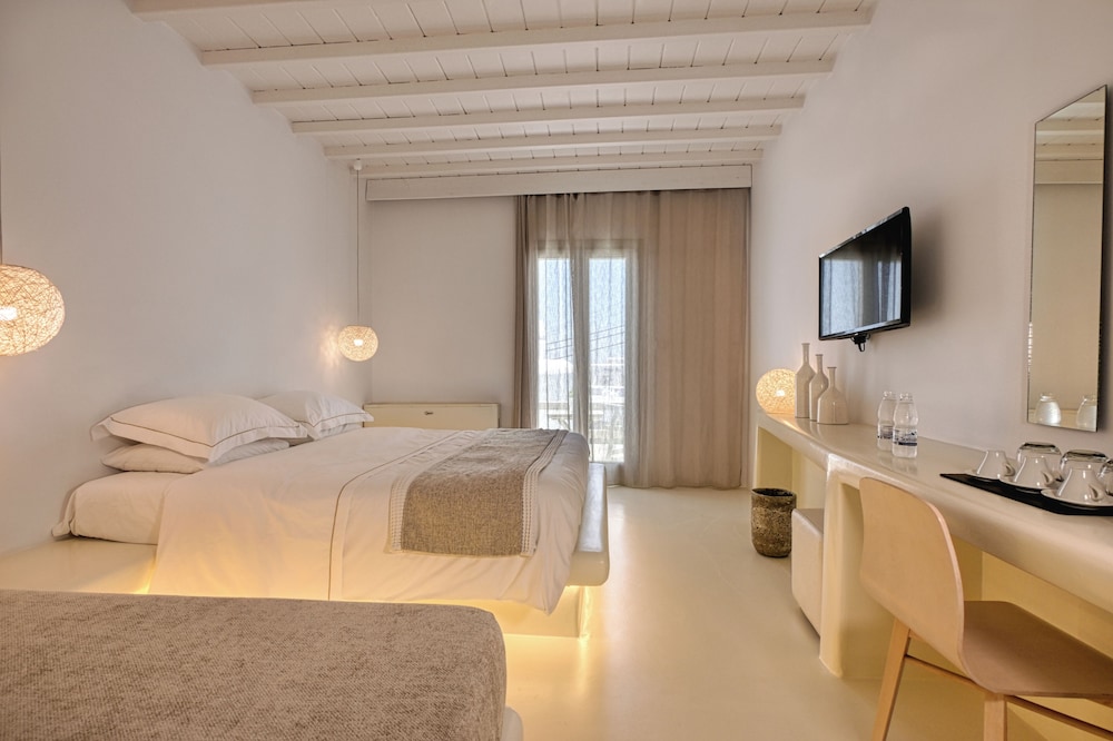 Superior Room Jacuzzi View