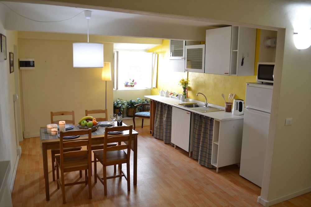 Standard Apartment, Multiple Beds, Refrigerator & Microwave