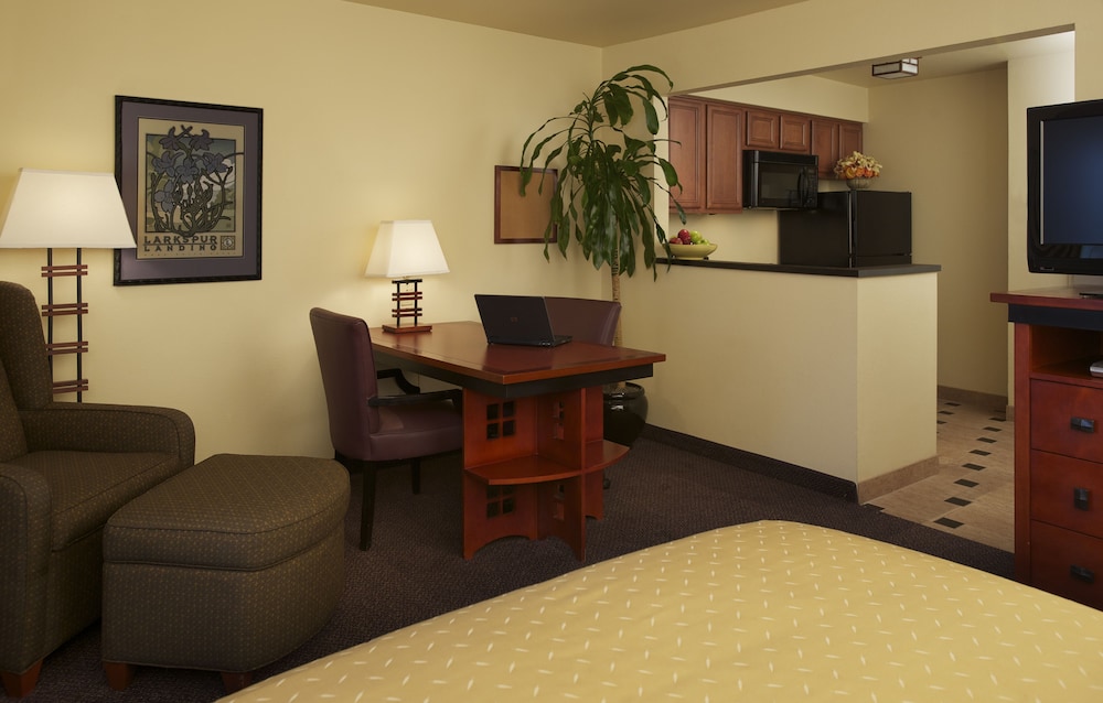 Studio Suite Accessible - Photo 4