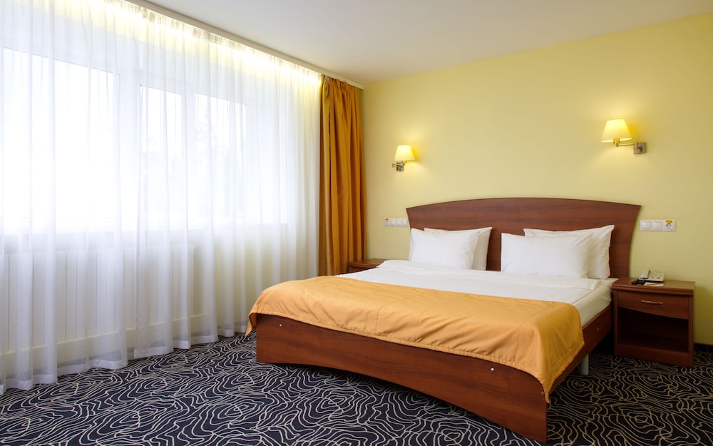 Junior Suite, 1 Queen Bed, City View photo 1