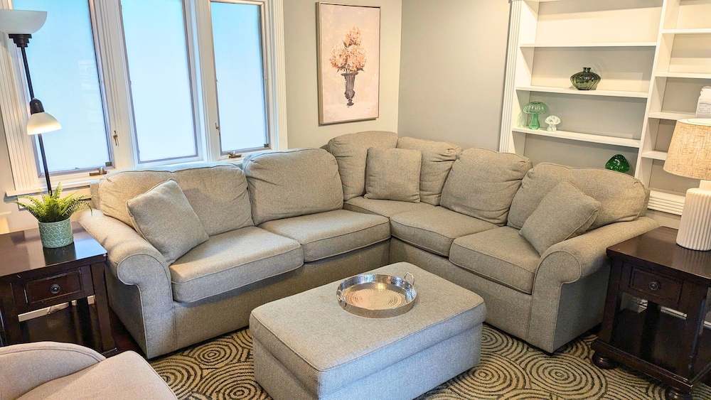 Suite, 2 Bedrooms photo 1