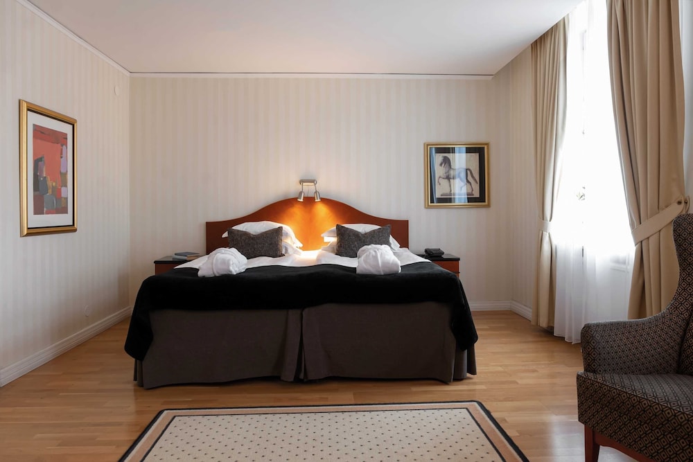 Deluxe Double Room - Photo 1