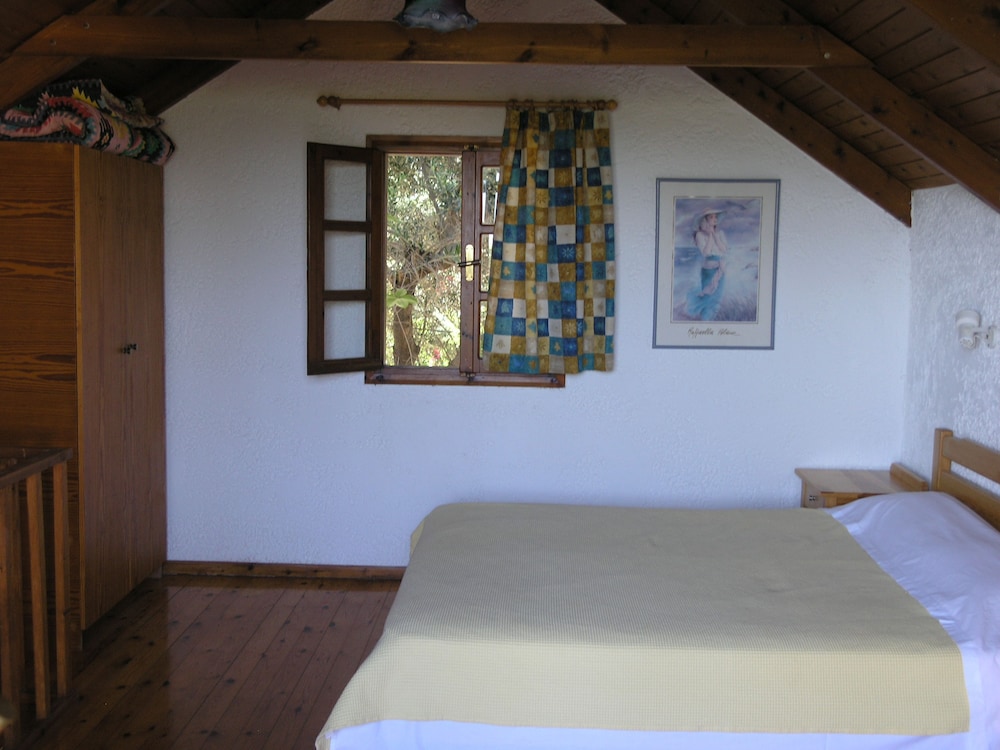 Family Cottage, 2 Bedrooms, Beach View photo 1