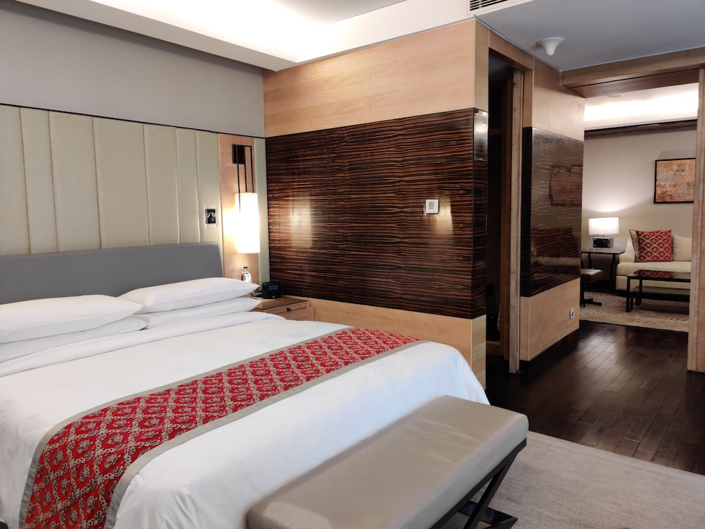 Executive Suite, 1 Bedroom thumbnail 6