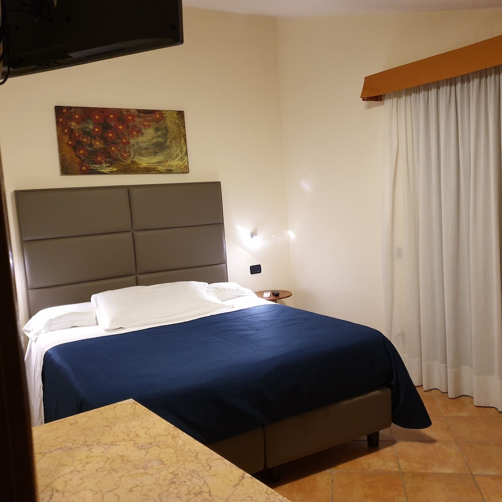 Deluxe Apartment, 2 Bedrooms, Terrace, Sea View