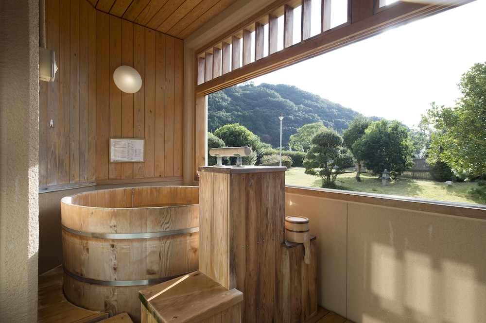 Japanese Western Style Room with Private Open-air Bath, Non Smoking photo 3