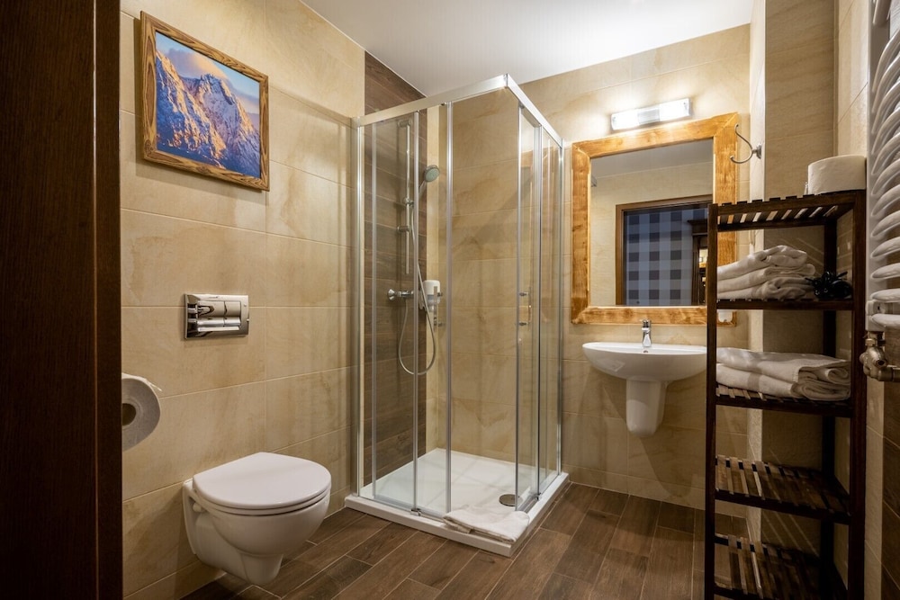 Deluxe Triple Room photo 2