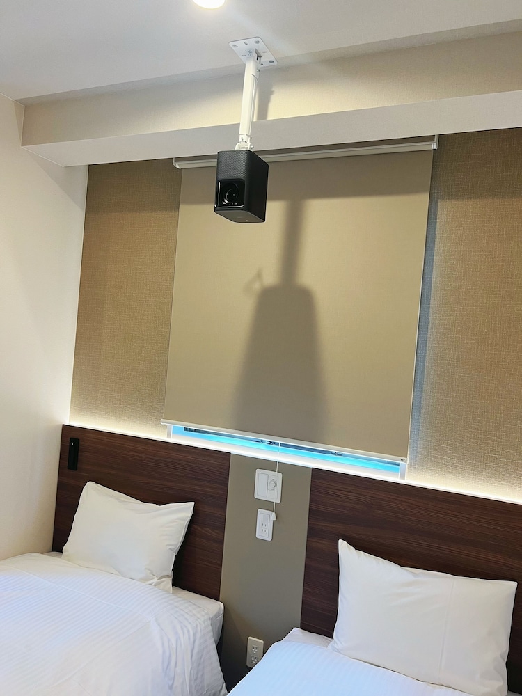 Business Double or Twin Room, 2 Twin Beds, Non Smoking, Private Bathroom photo 2