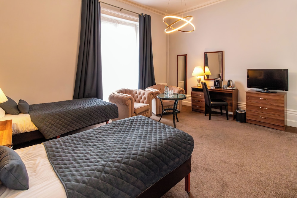 Executive Twin Room - Photo 5