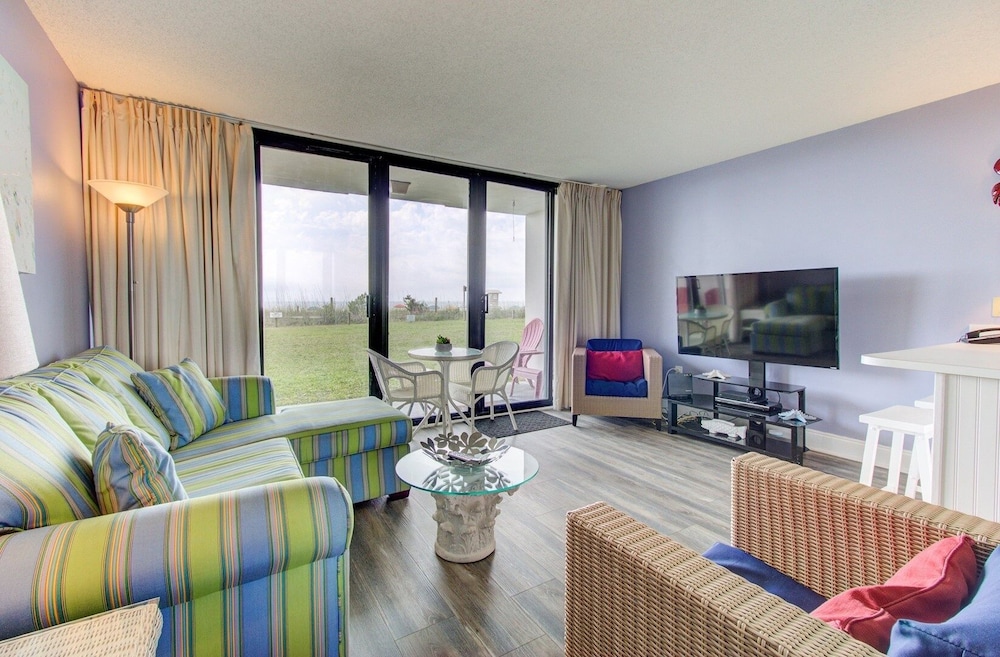 Condo, 1 Bedroom