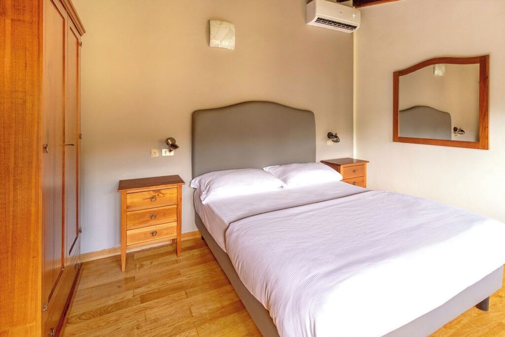 Superior Room - Photo 1
