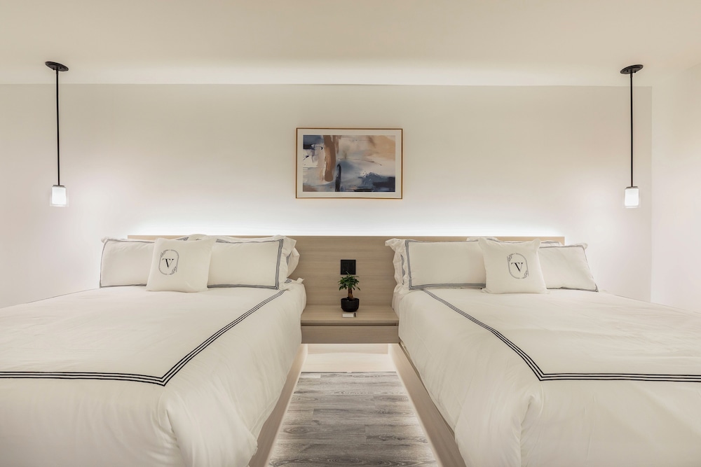 Standard Double Room, 2 Double Beds photo 3