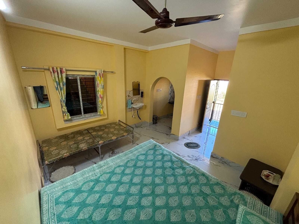 Deluxe Triple Room photo 2
