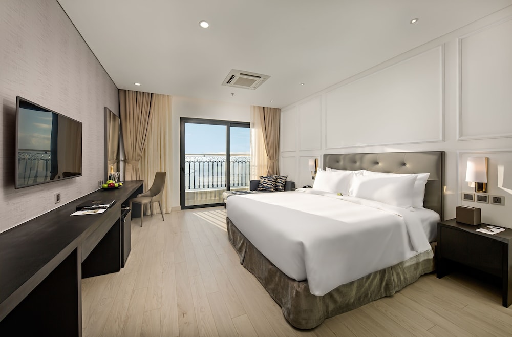 Executive Double Room, Balcony, Bay View photo 2