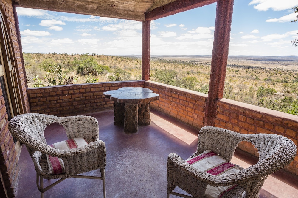 Standard Double Room, Valley View photo 3