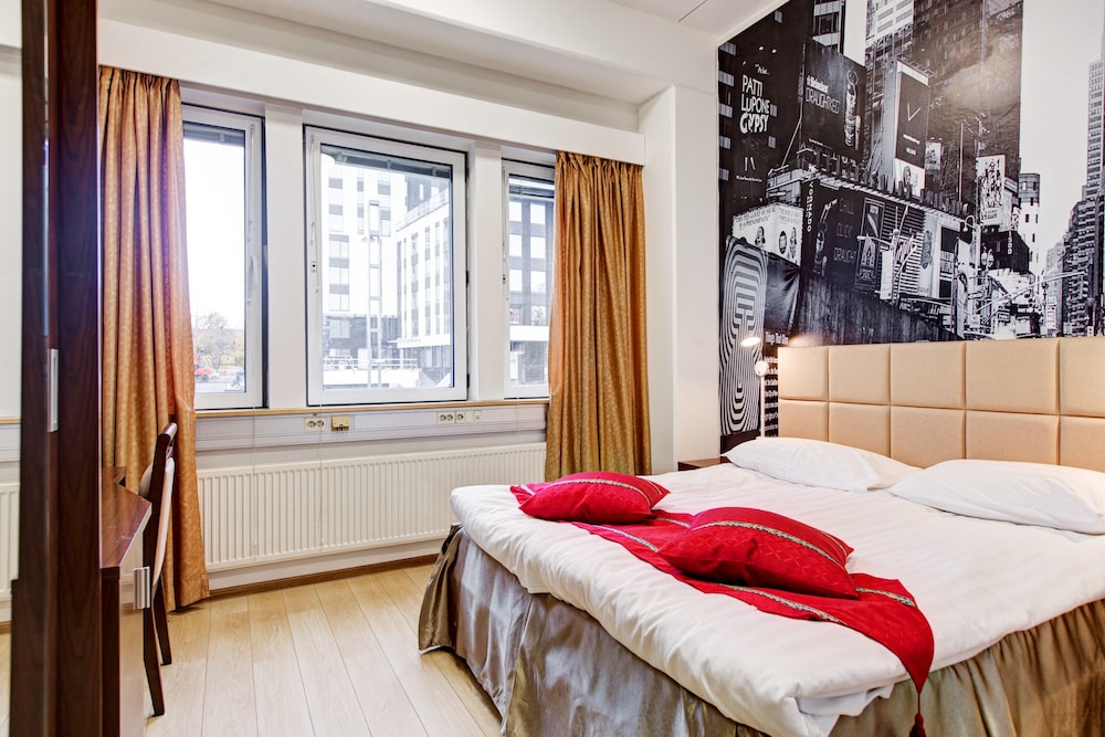 Standard Double Room, 1 King Bed photo 2